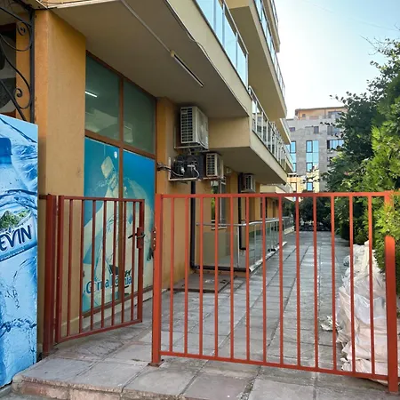 Cozy In Sunny Daire Sunny Beach