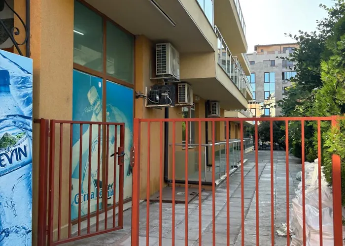 Cozy In Sunny Апартаменты Солнечный берег